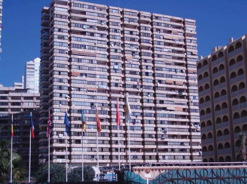 Apartamentos Acuarium III Бенідорм Екстер'єр фото